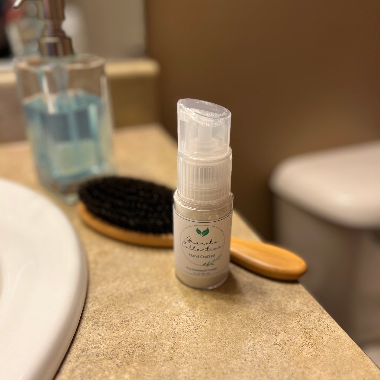 Natural Dry Shampoo Powder for All Hair Types | Handcrafted Plant-Based Hair Refresher | Vegan Dry Shampoo with Organic Ingredients