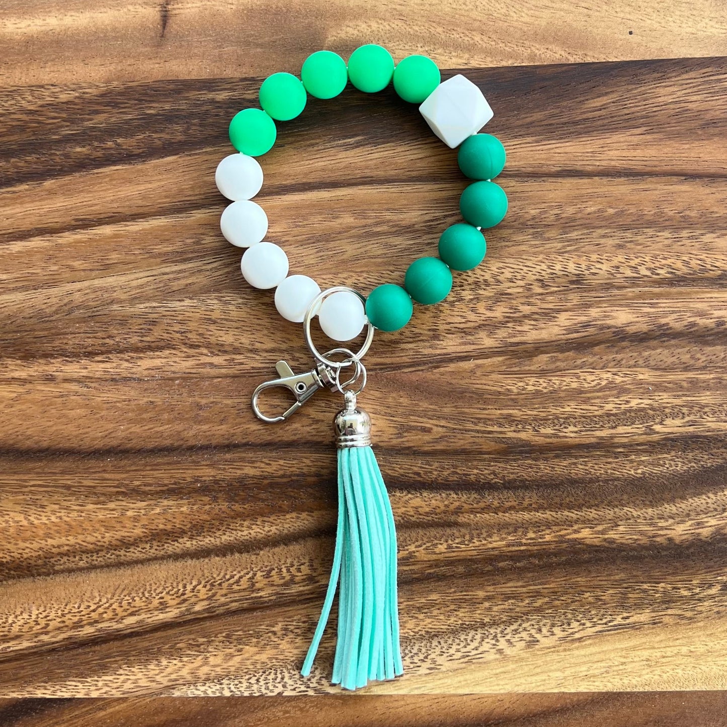 Bracelet Wristlet with Silicone Chunky Colorful Beads & Tassel for Women – Stylish Wrist Key Ring Accessory