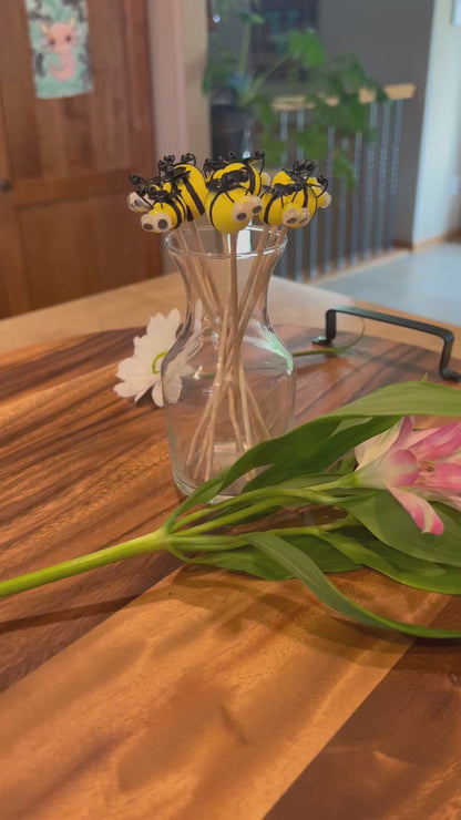 Plant Buddies - Charming Extras for your Indoor Plants or Flower Bouquets