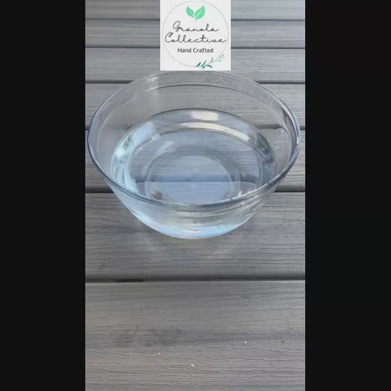 Bath Fizzy Ball fizzing in water demonstration